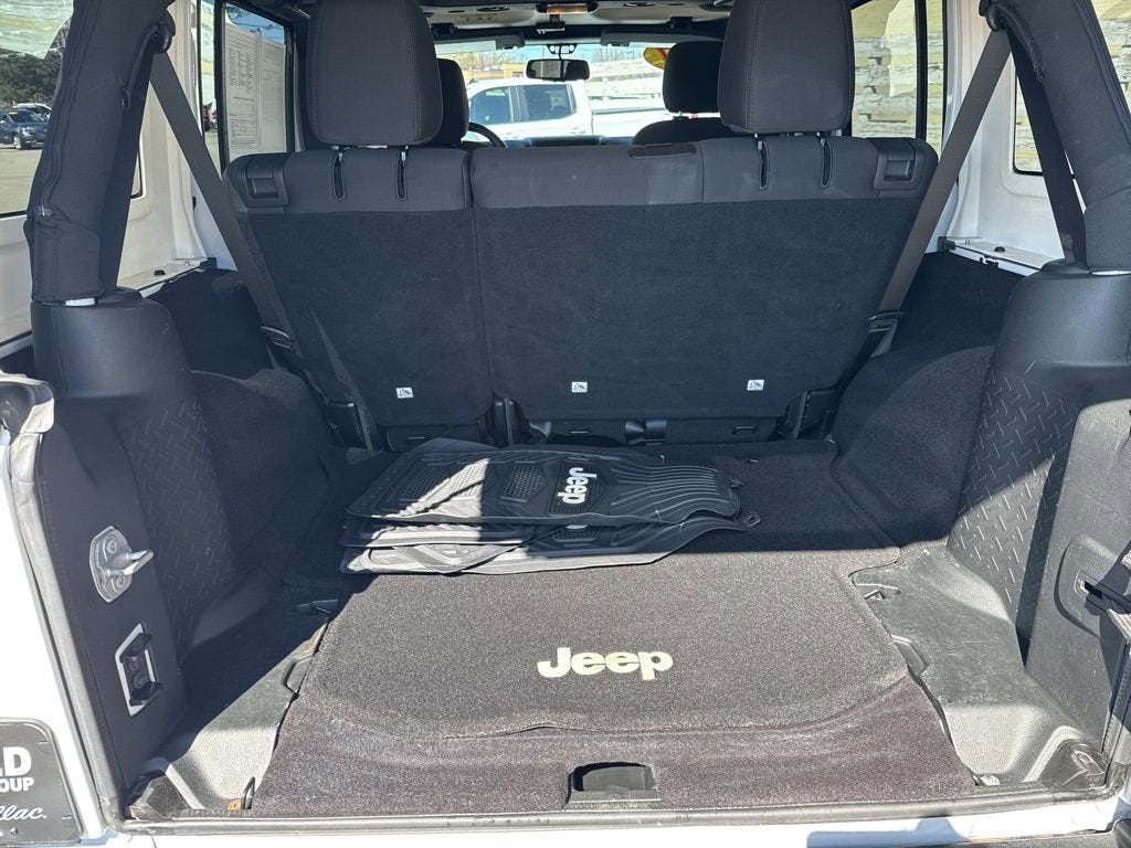 2017 Jeep Wrangler Unlimited Sport