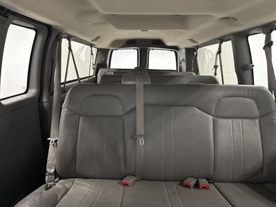 2011 Chevrolet Express Passenger 3500 1LS