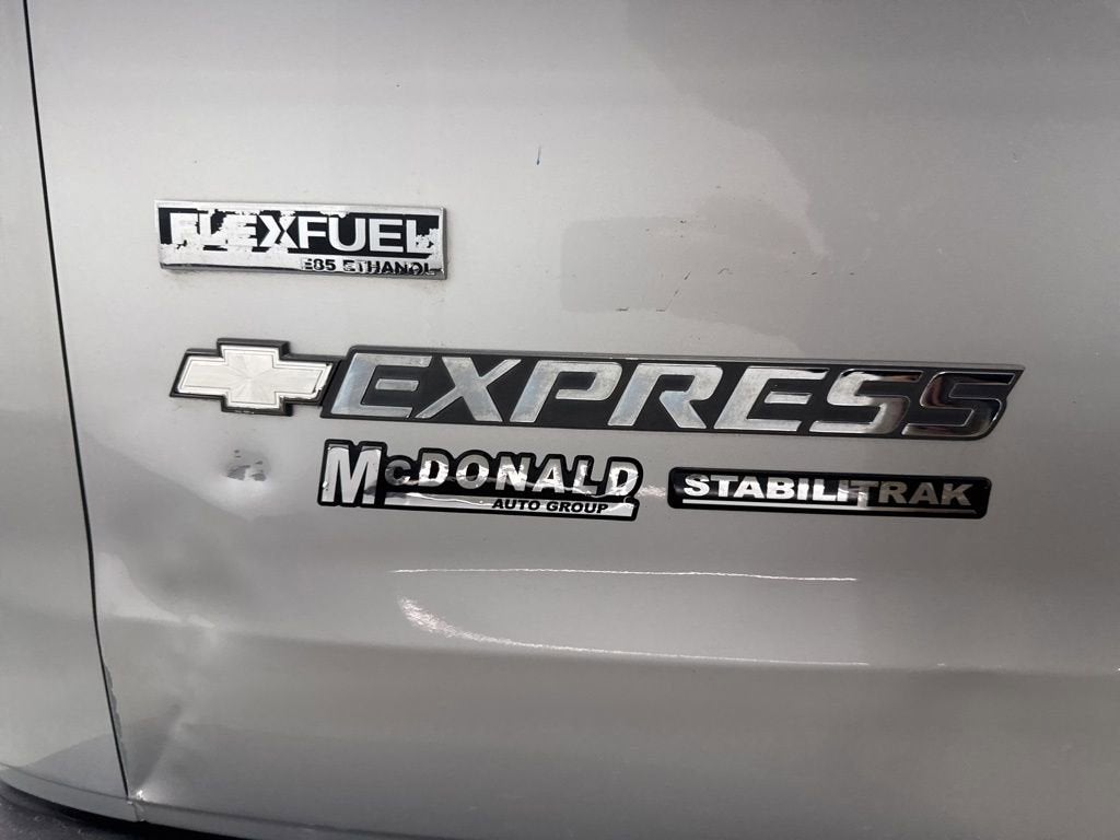 2011 Chevrolet Express Passenger 3500 1LS