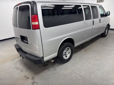 2011 Chevrolet Express Passenger 3500 1LS