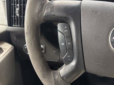 2011 Chevrolet Express Passenger 3500 1LS