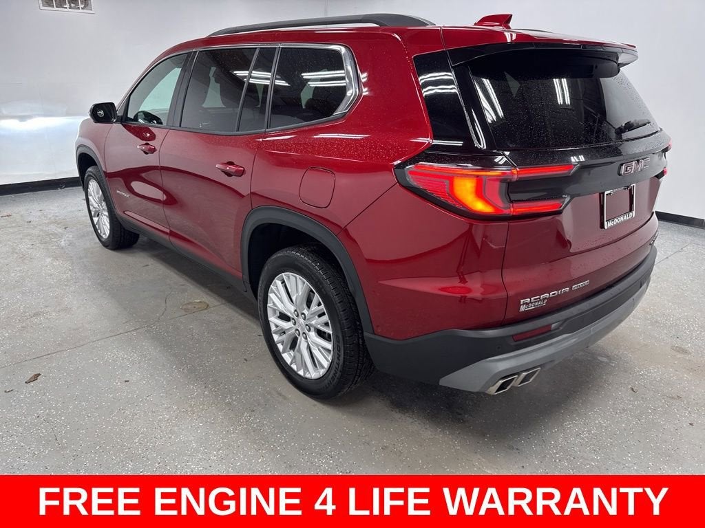 2024 GMC Acadia Elevation