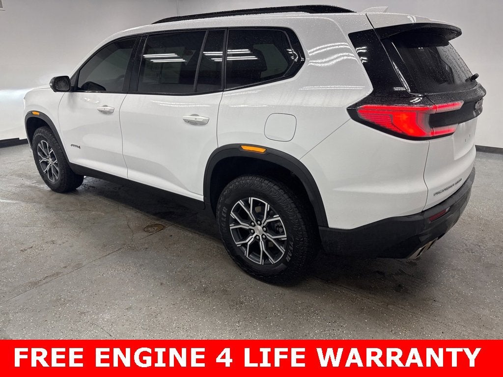 2024 GMC Acadia AT4