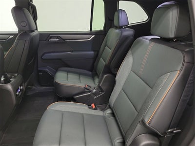 2025 GMC Acadia AT4