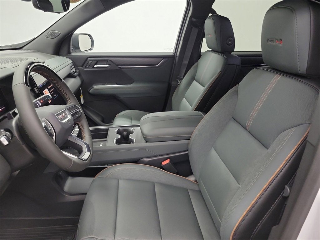 2025 GMC Acadia AT4