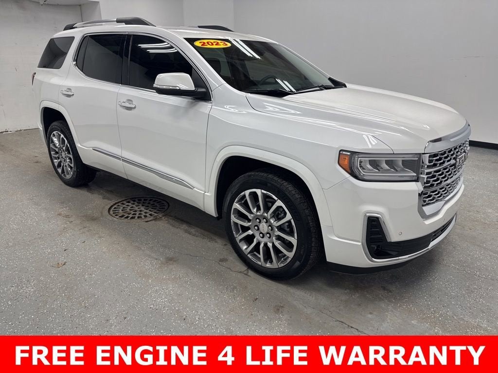 2023 GMC Acadia Denali