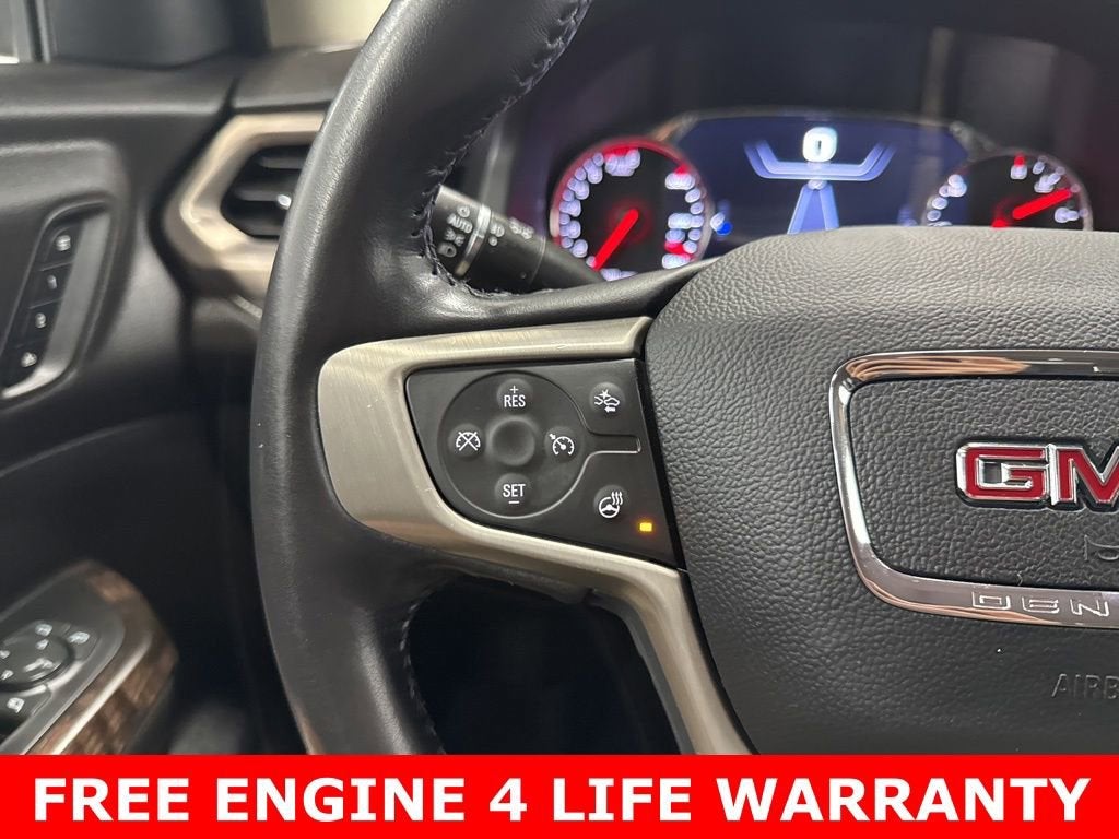 2022 GMC Acadia Denali