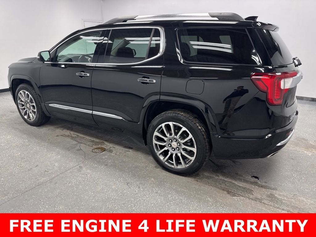 2022 GMC Acadia Denali