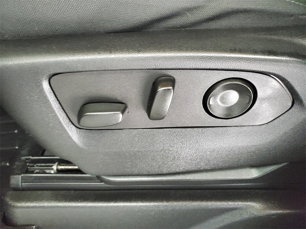 2022 GMC Yukon XL SLE