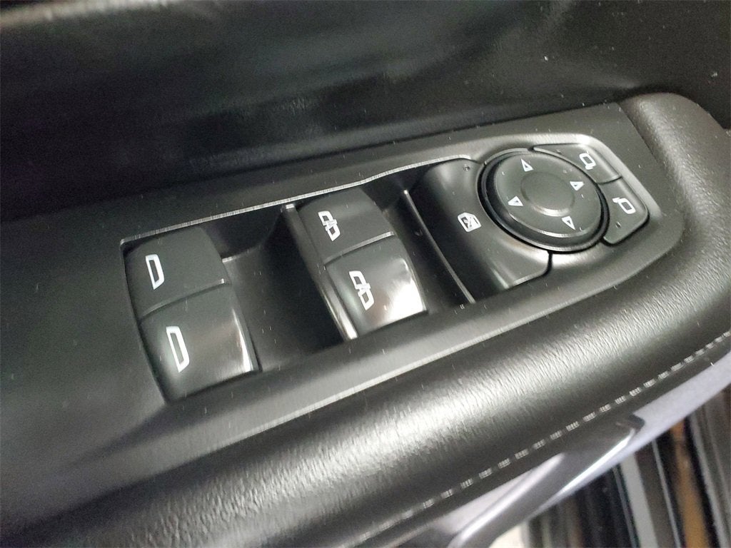 2022 GMC Yukon XL SLE