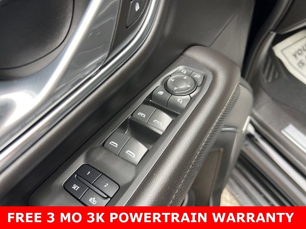 2022 GMC Yukon XL SLT