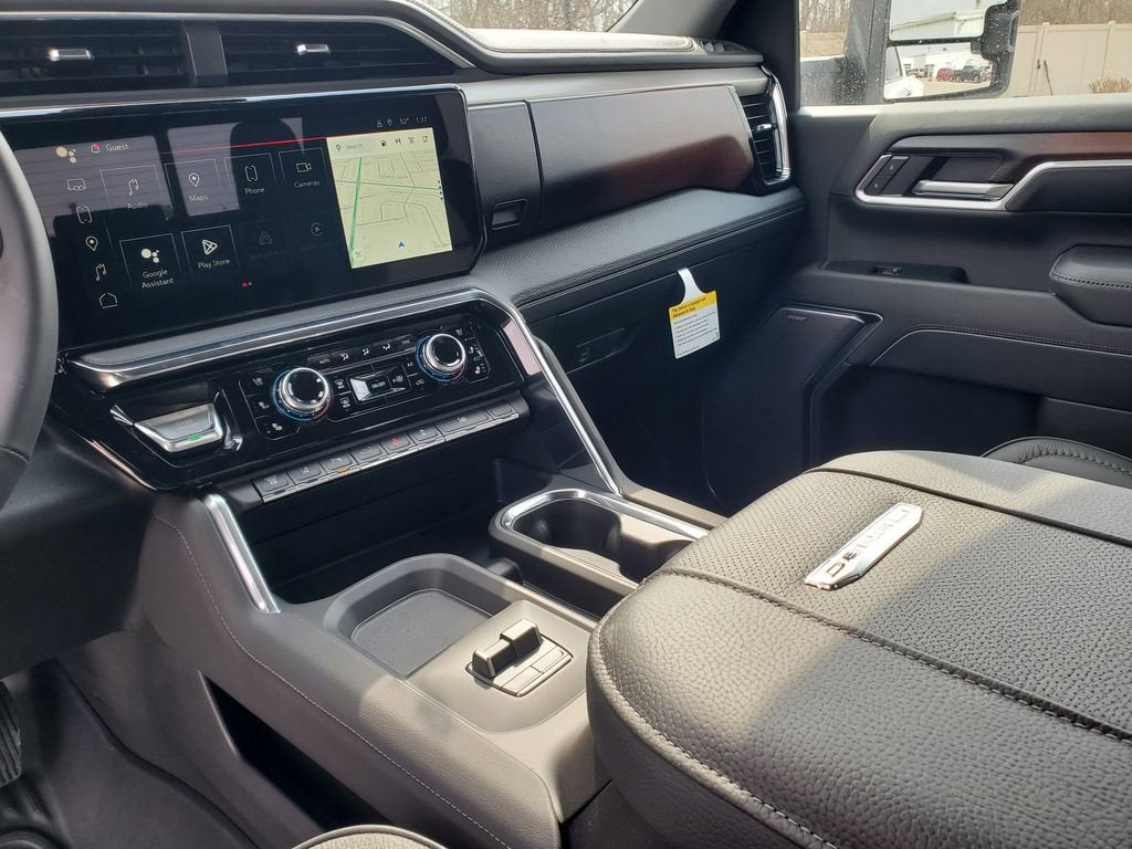 2026 GMC Sierra 3500 HD Denali DRW