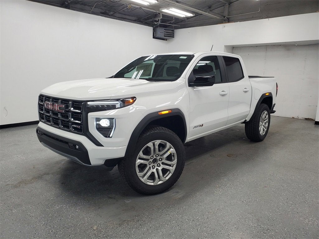 2025 GMC Canyon AT4