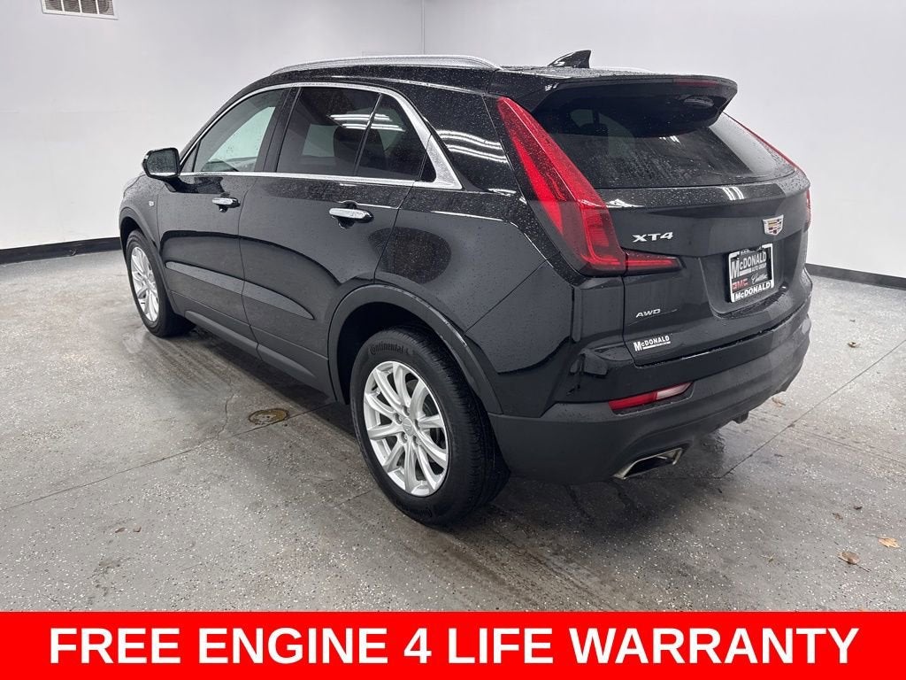 2023 Cadillac XT4 Luxury