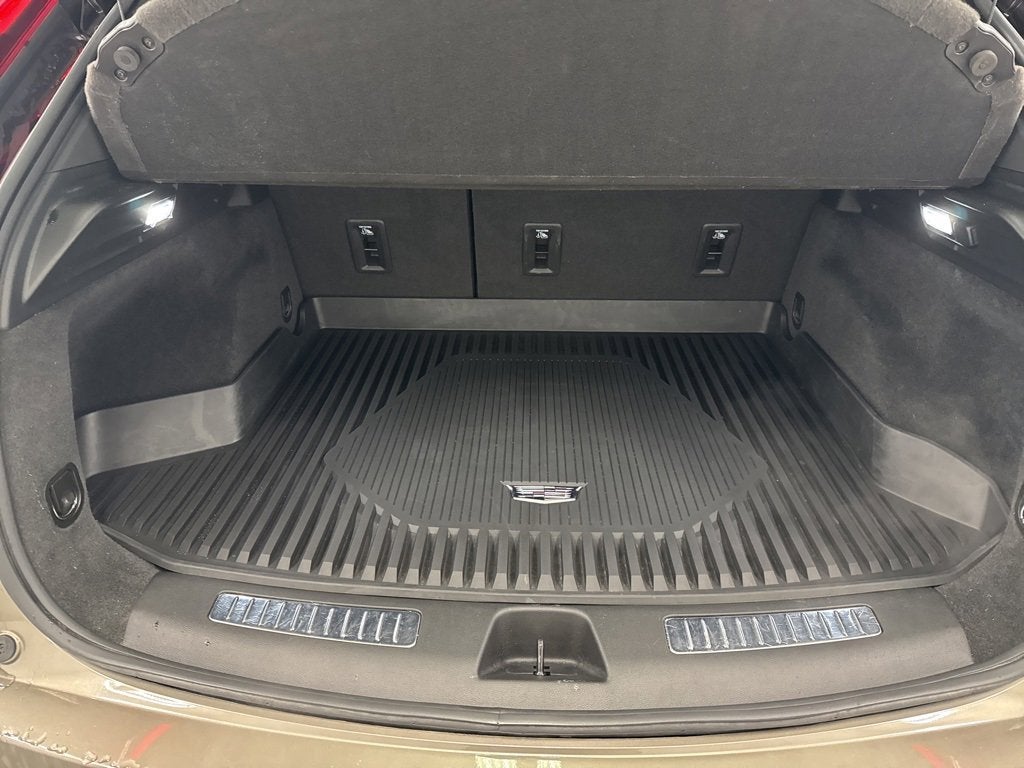 2020 Cadillac XT4 Premium Luxury