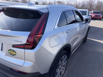 2022 Cadillac XT4 Premium Luxury