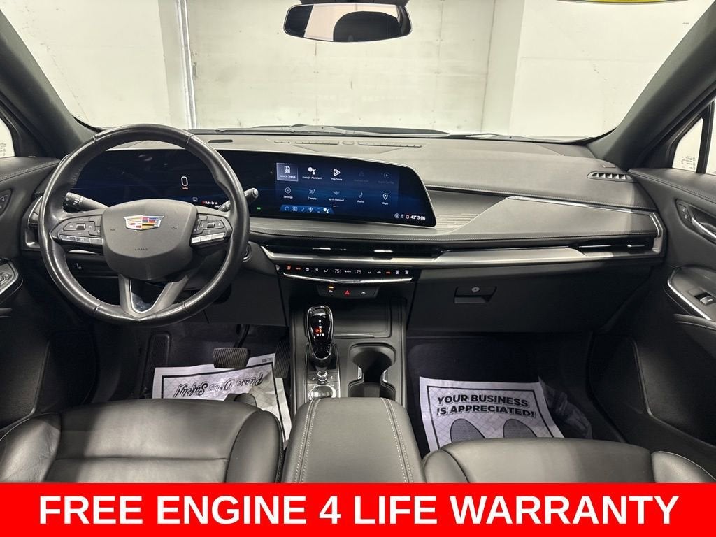 2024 Cadillac XT4 Premium Luxury