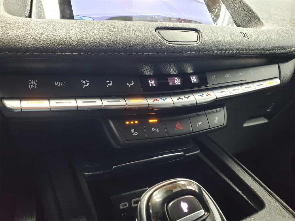 2020 Cadillac XT4 Premium Luxury