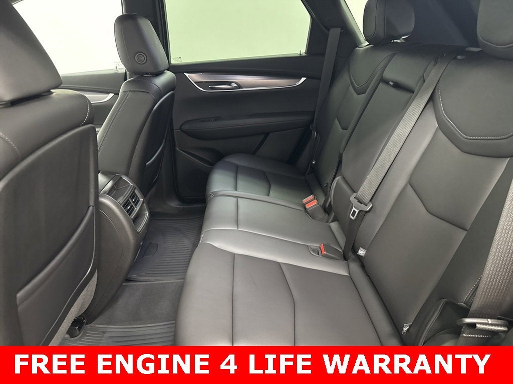 2022 Cadillac XT5 Luxury