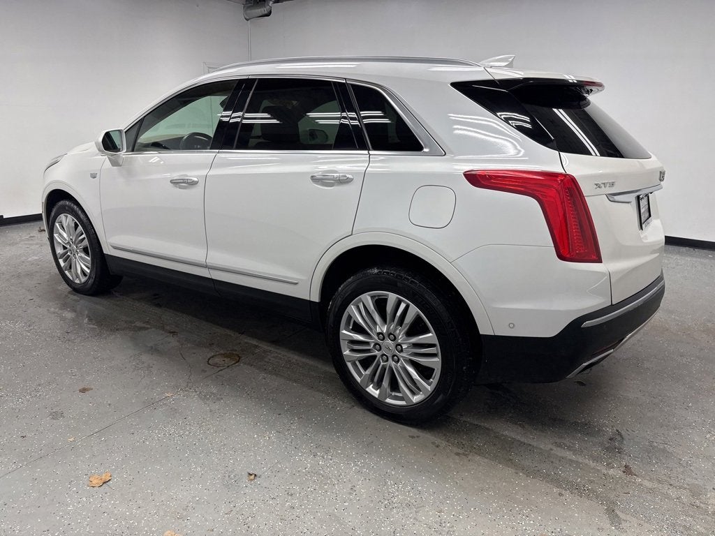 2017 Cadillac XT5 Platinum AWD