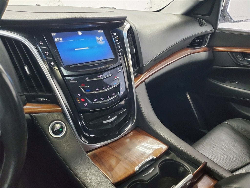 2015 Cadillac Escalade Luxury