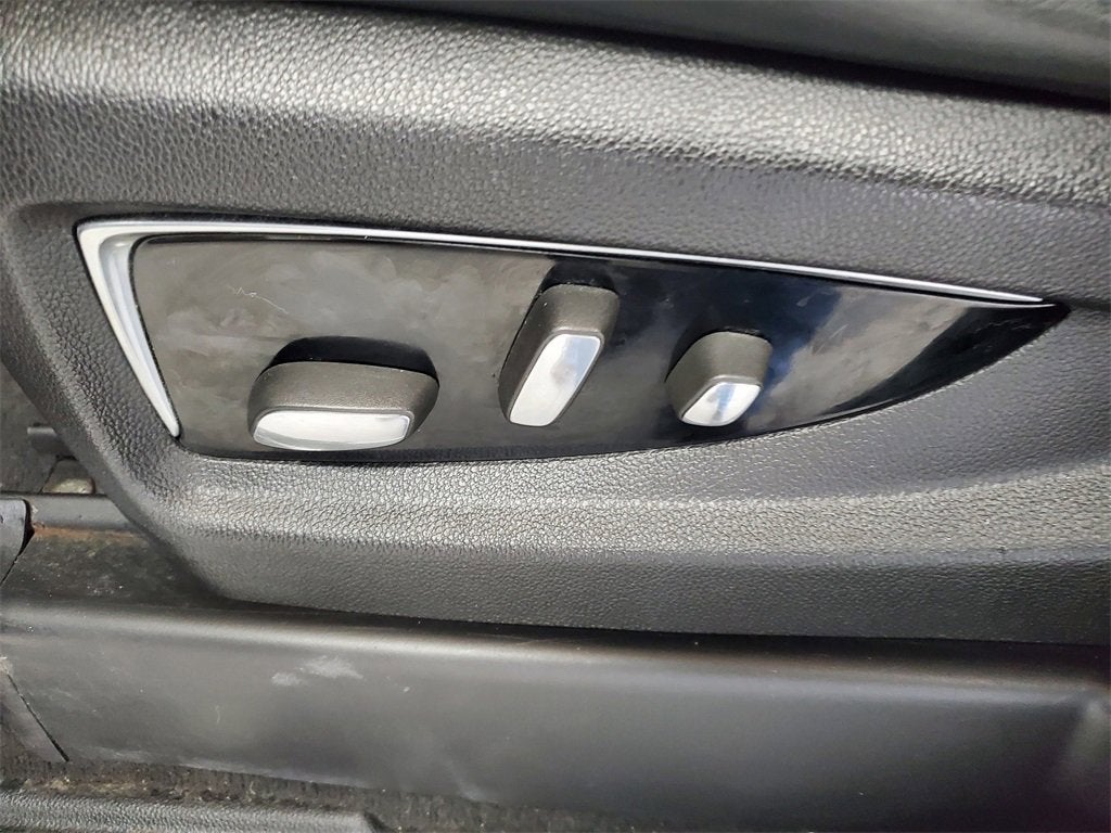 2015 Cadillac Escalade Luxury