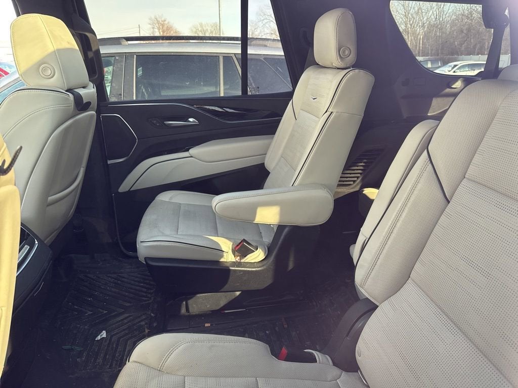 2021 Cadillac Escalade Sport