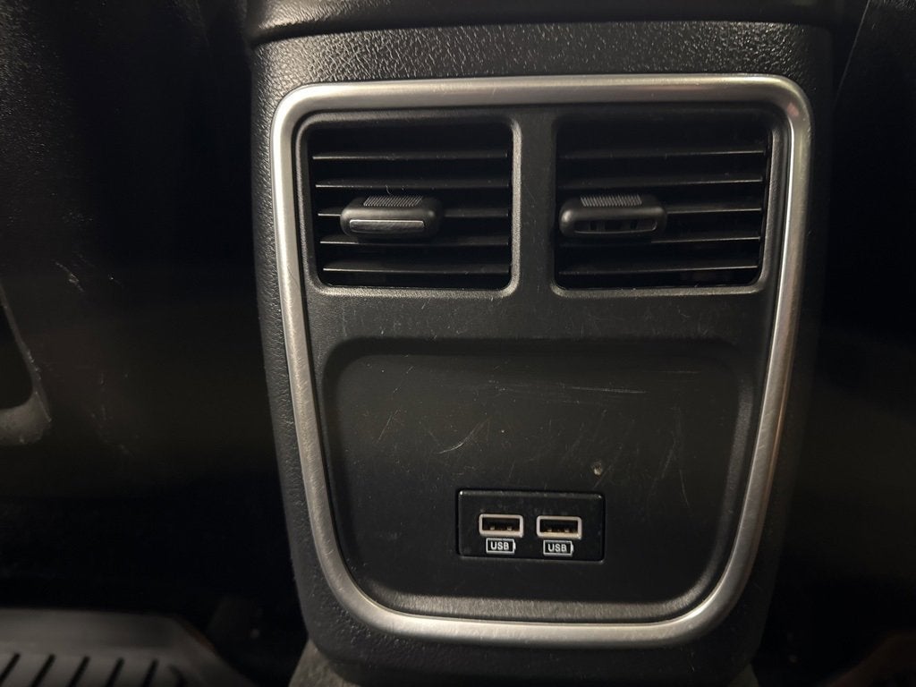 2015 Dodge Charger SE