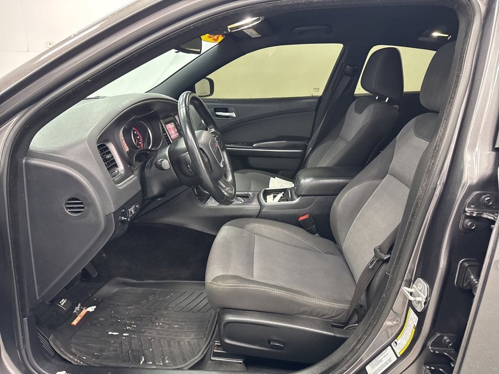 2015 Dodge Charger SE