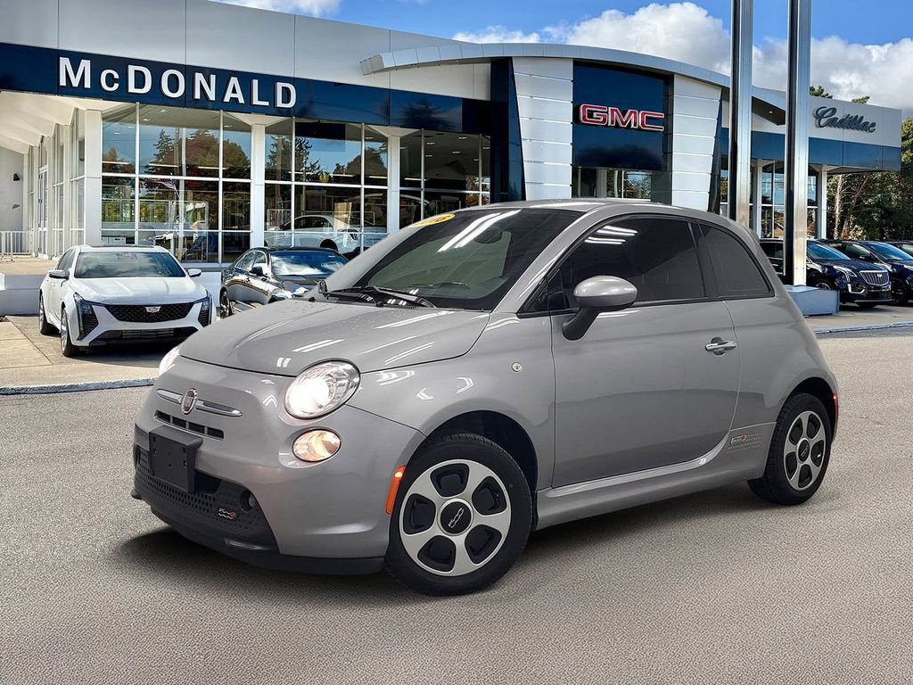 2016 FIAT 500e Base