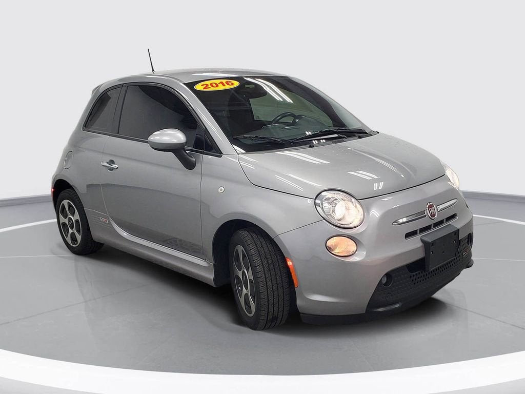 2016 FIAT 500e Base