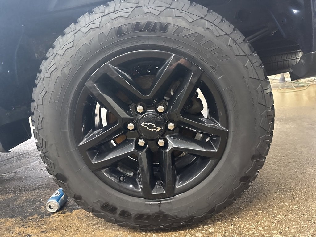 2022 Chevrolet Silverado 1500 Custom Trail Boss