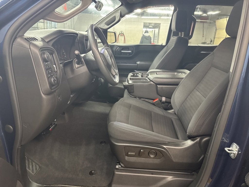 2022 Chevrolet Silverado 1500 Custom Trail Boss