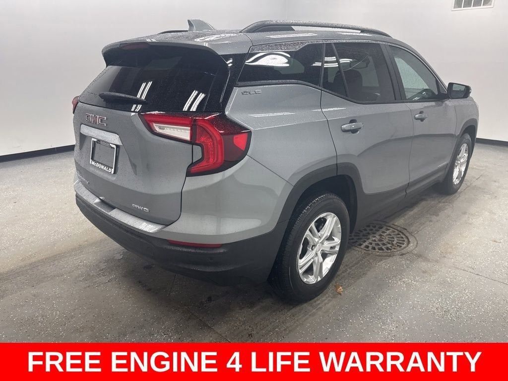 2023 GMC Terrain SLE