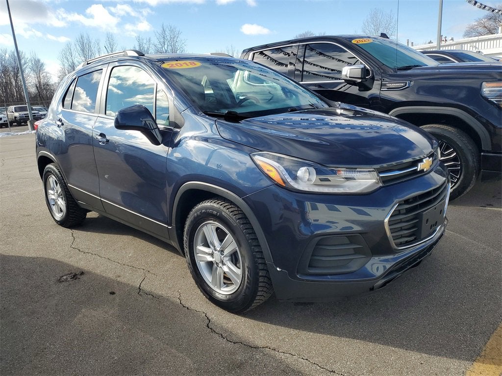 Used 2018 Chevrolet Trax LT with VIN 3GNCJLSB4JL322582 for sale in Saginaw, MI