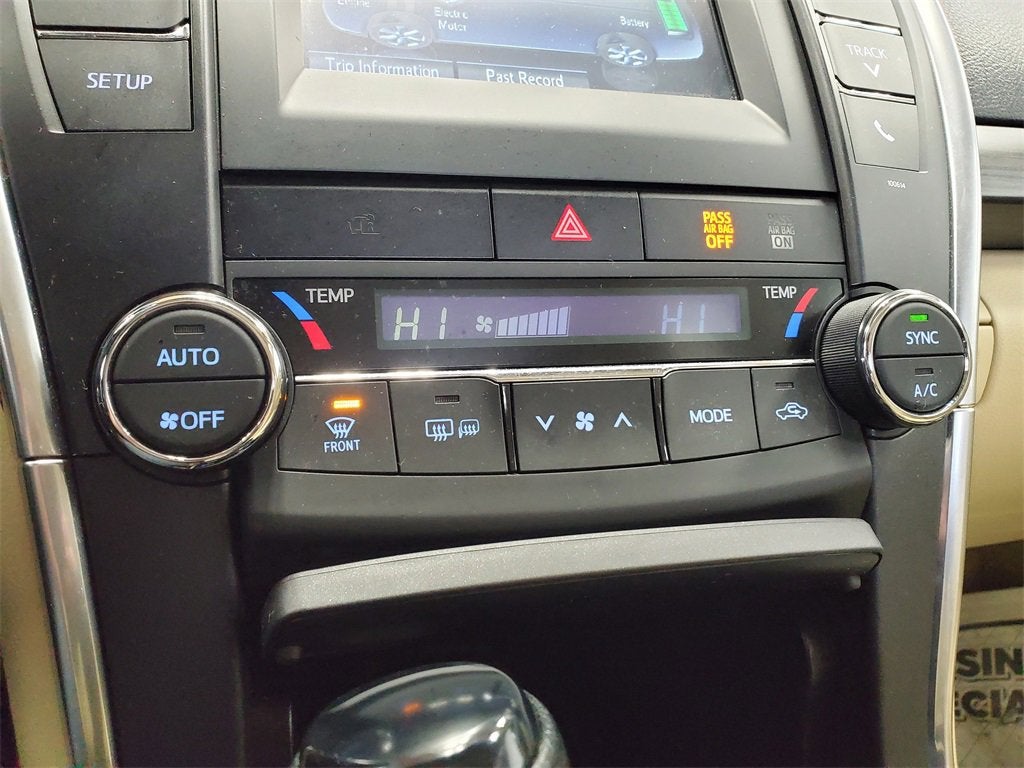 2017 Toyota Camry Hybrid LE