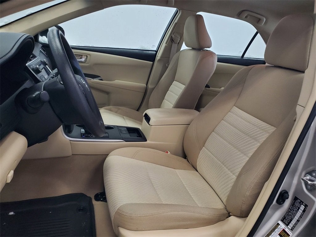 2017 Toyota Camry Hybrid LE