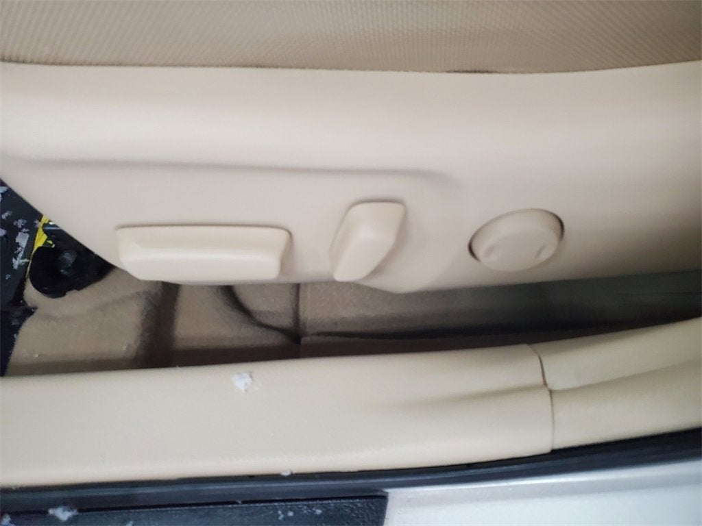 2017 Toyota Camry Hybrid LE