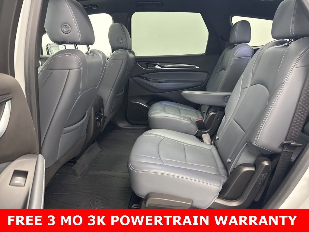 2022 Buick Enclave Essence