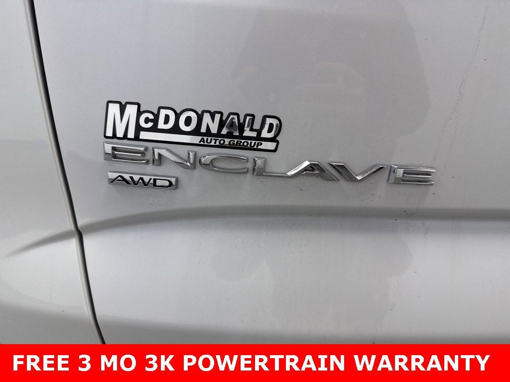 2022 Buick Enclave Essence