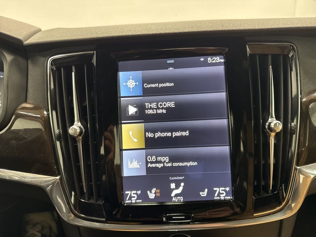 2018 Volvo S90 Momentum