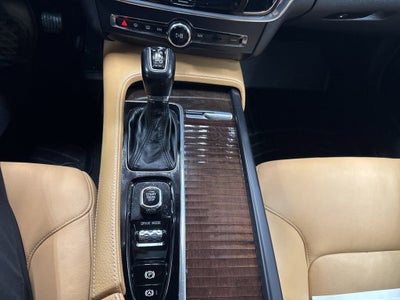 2018 Volvo S90 Momentum