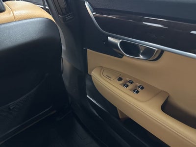2018 Volvo S90 Momentum